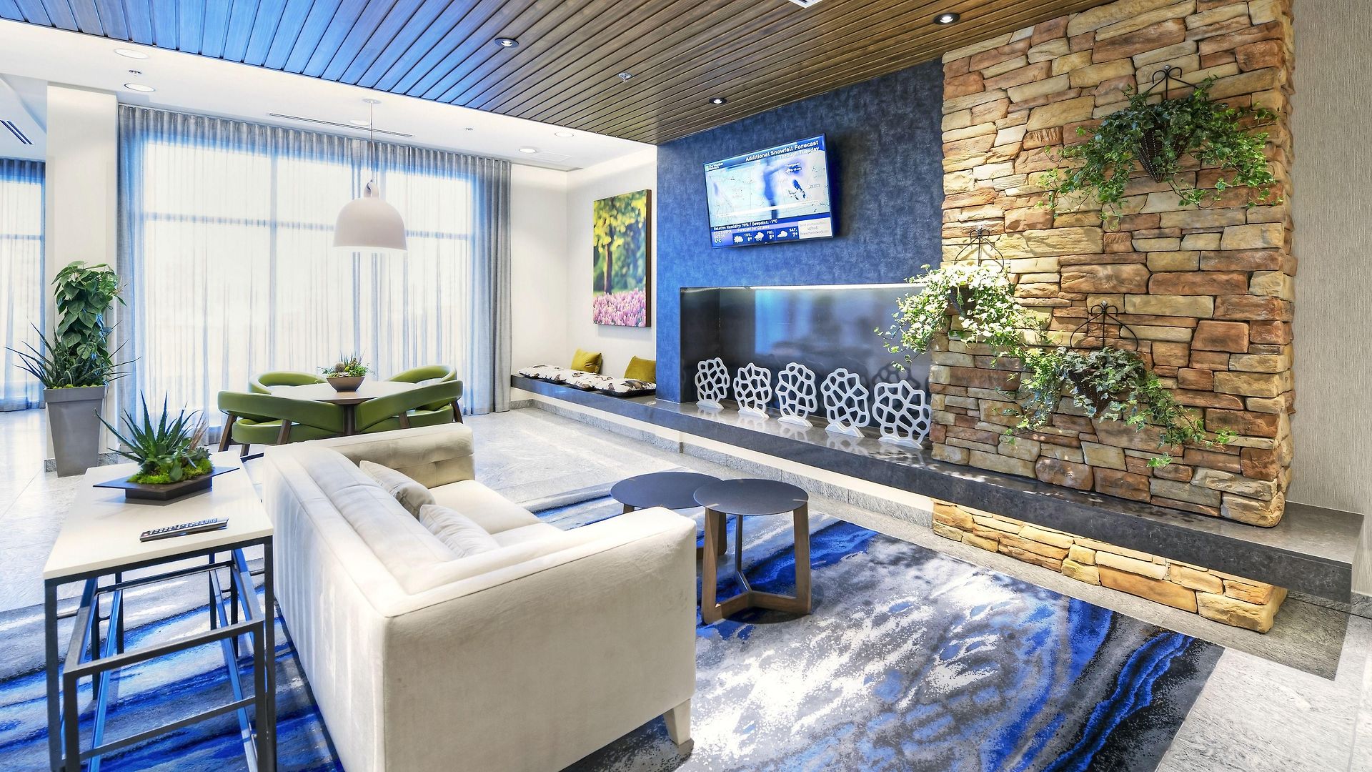 Fairfield & By Marriott Airport Hotel 3*