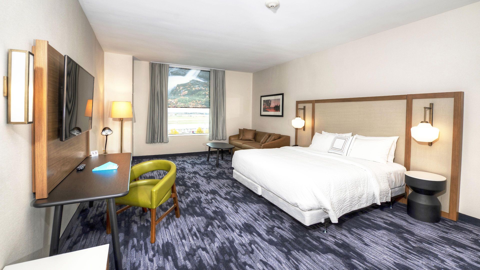 Fairfield & By Marriott Airport Hotel
