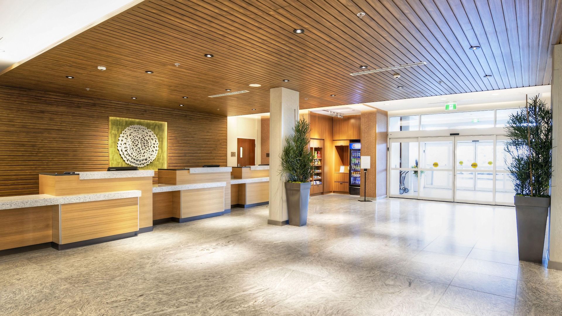Fairfield & By Marriott Airport Hotel Ottawa