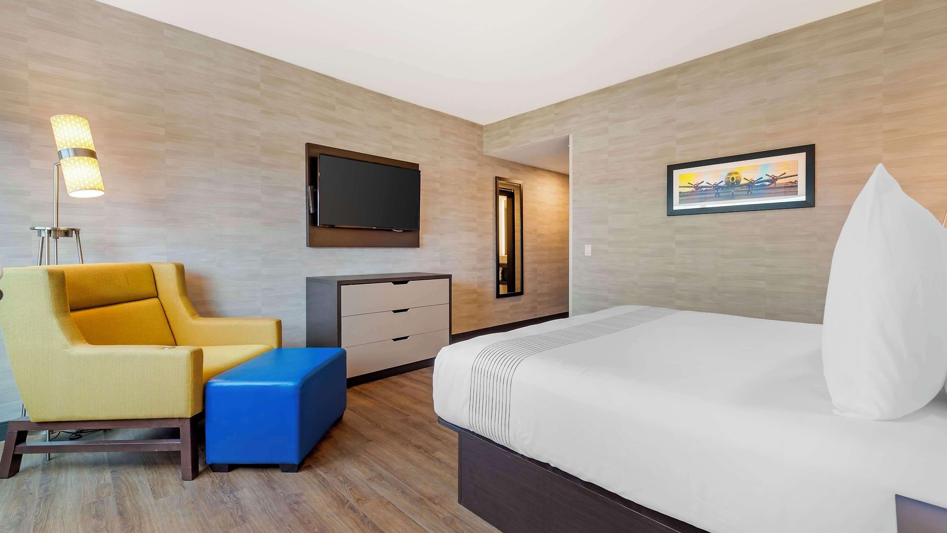 Hotel Glo Western Kanata West