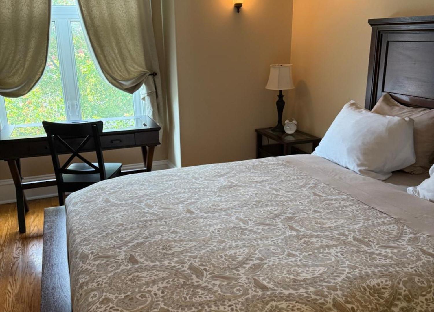 The Century House Bed & Breakfast Ottawa