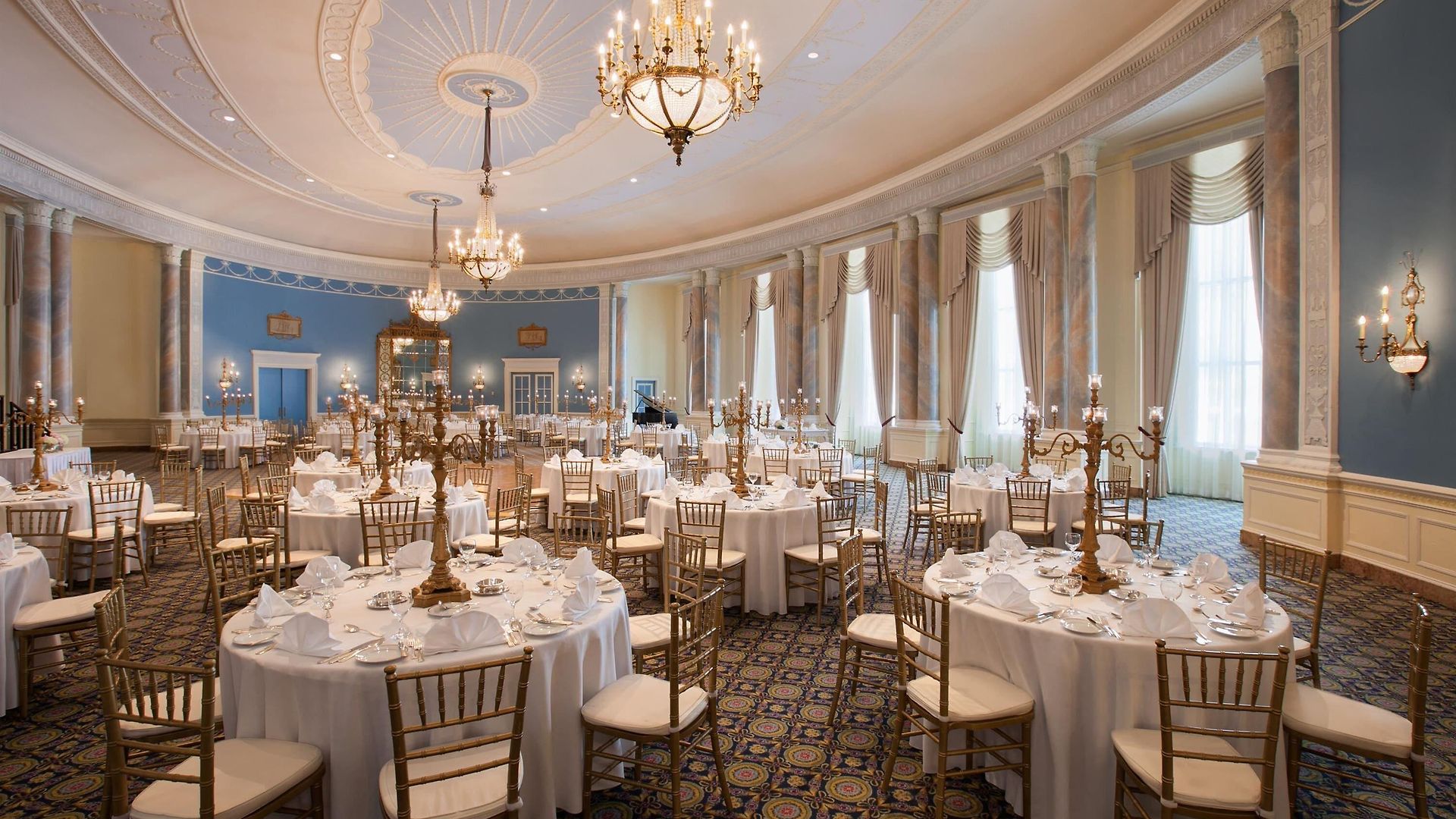 Fairmont Chateau Laurier Gold Experience 5*