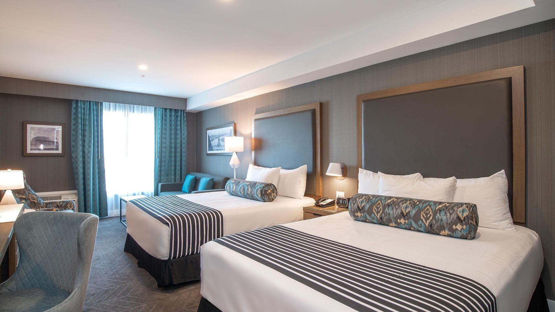 Sandman Signature Airport Hotel Ottawa