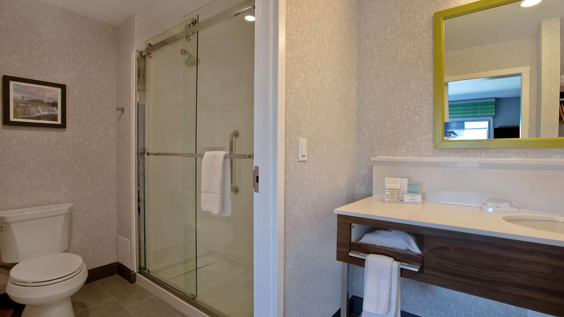 Hotel Hampton & West, Ontario, Canada Ottawa