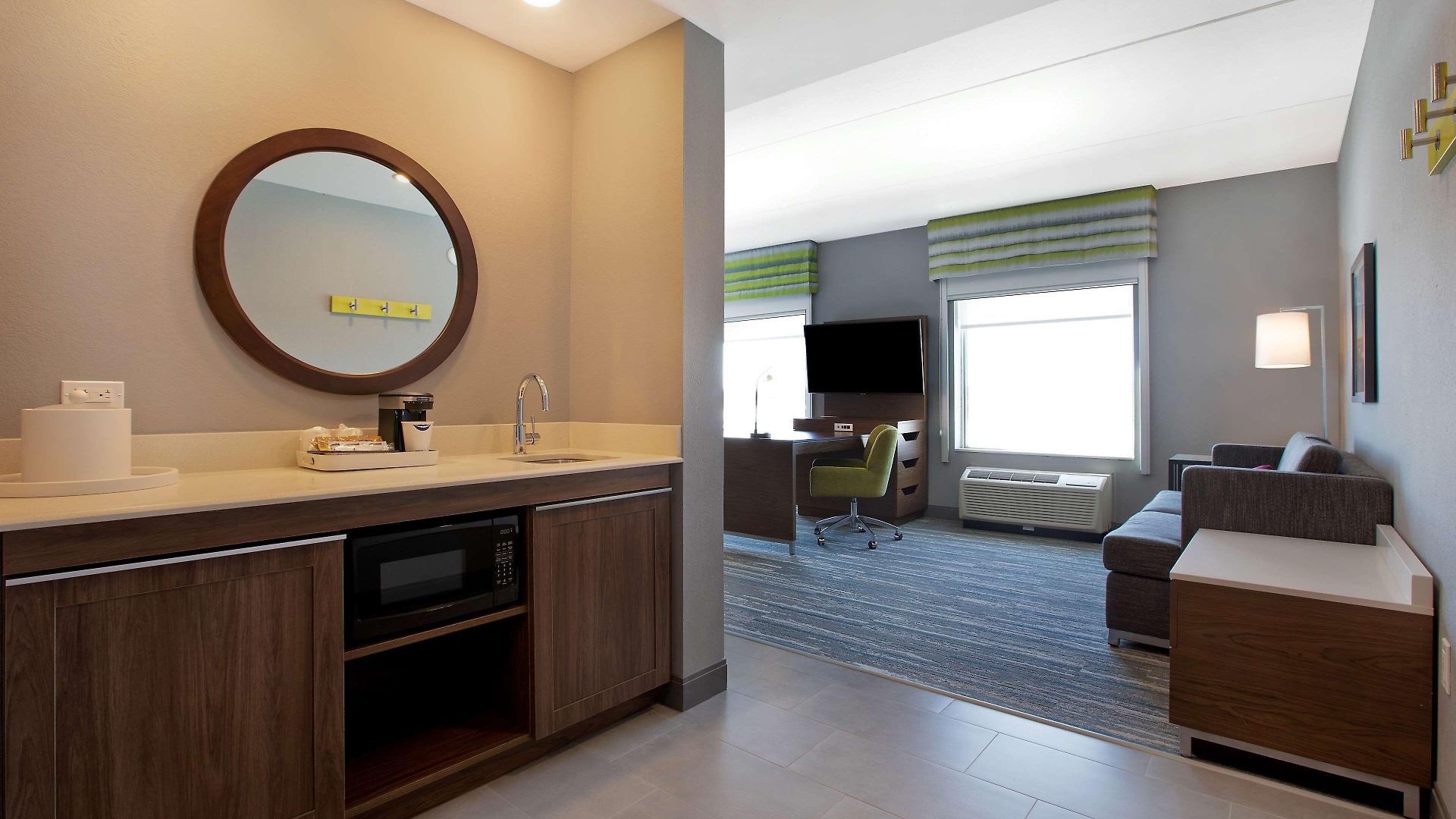 Hotel Hampton & West, Ontario, Canada