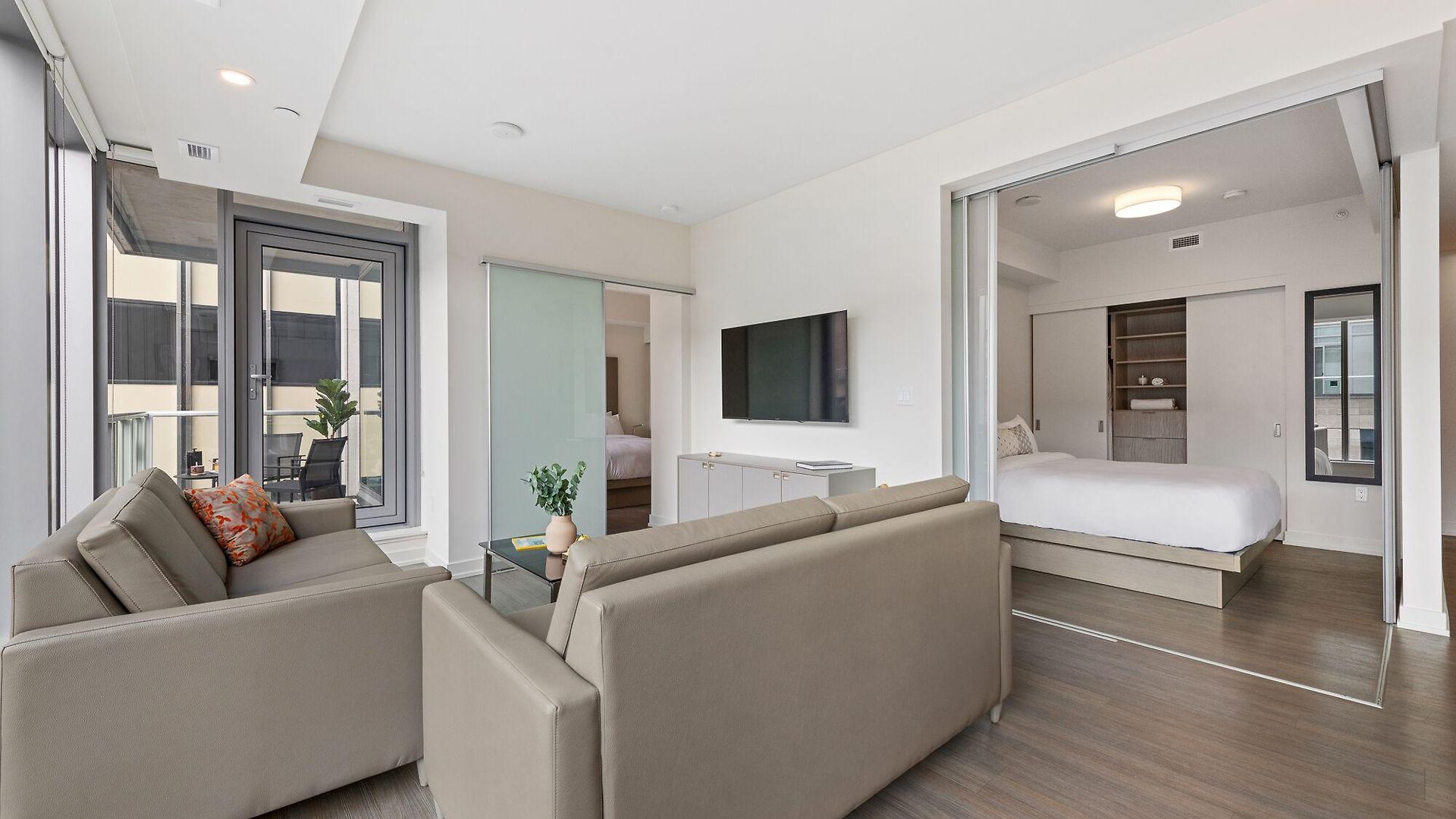Hotel Restays Ottawa