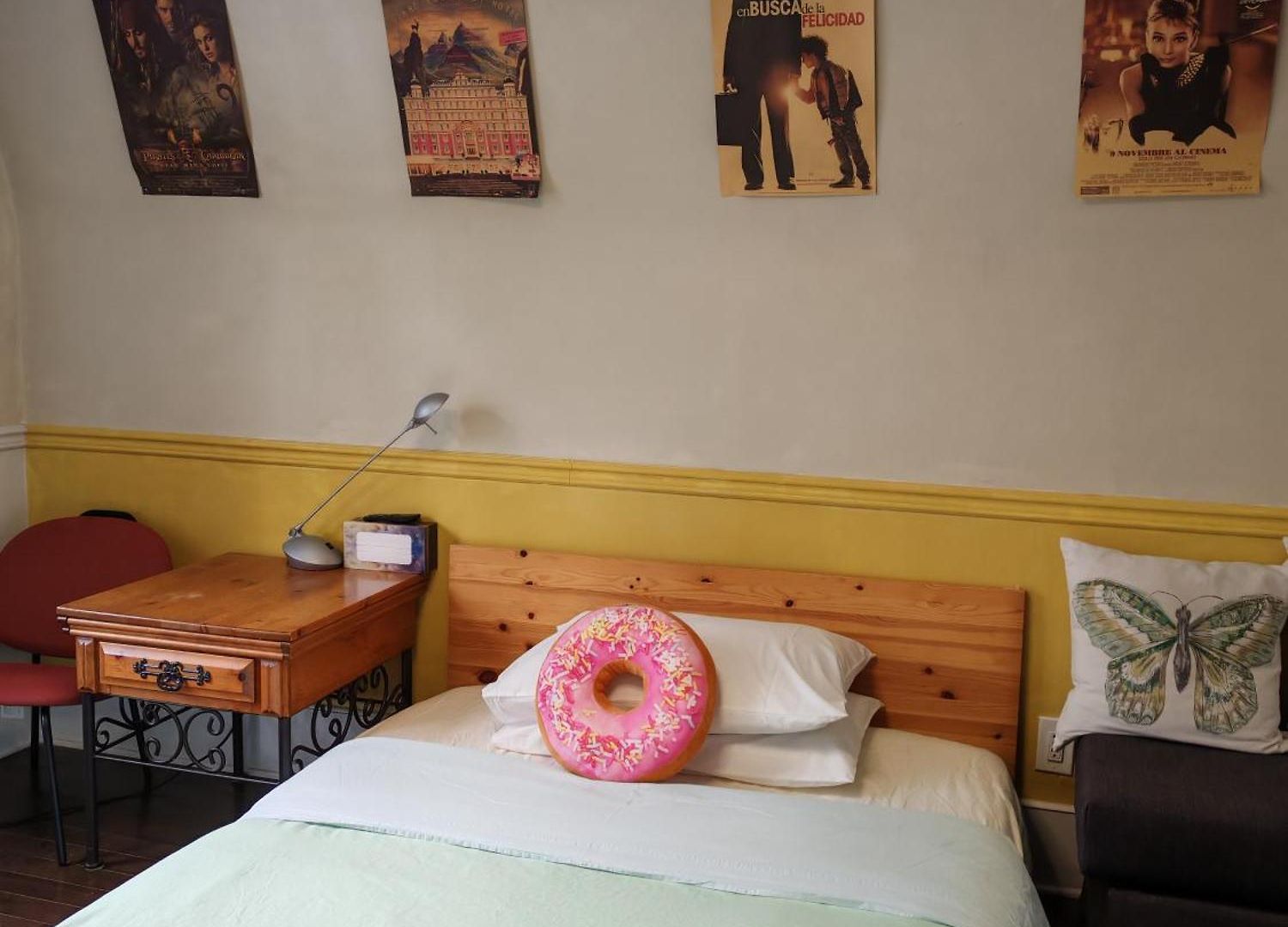 Guest house Center Near Train Station & Parliament