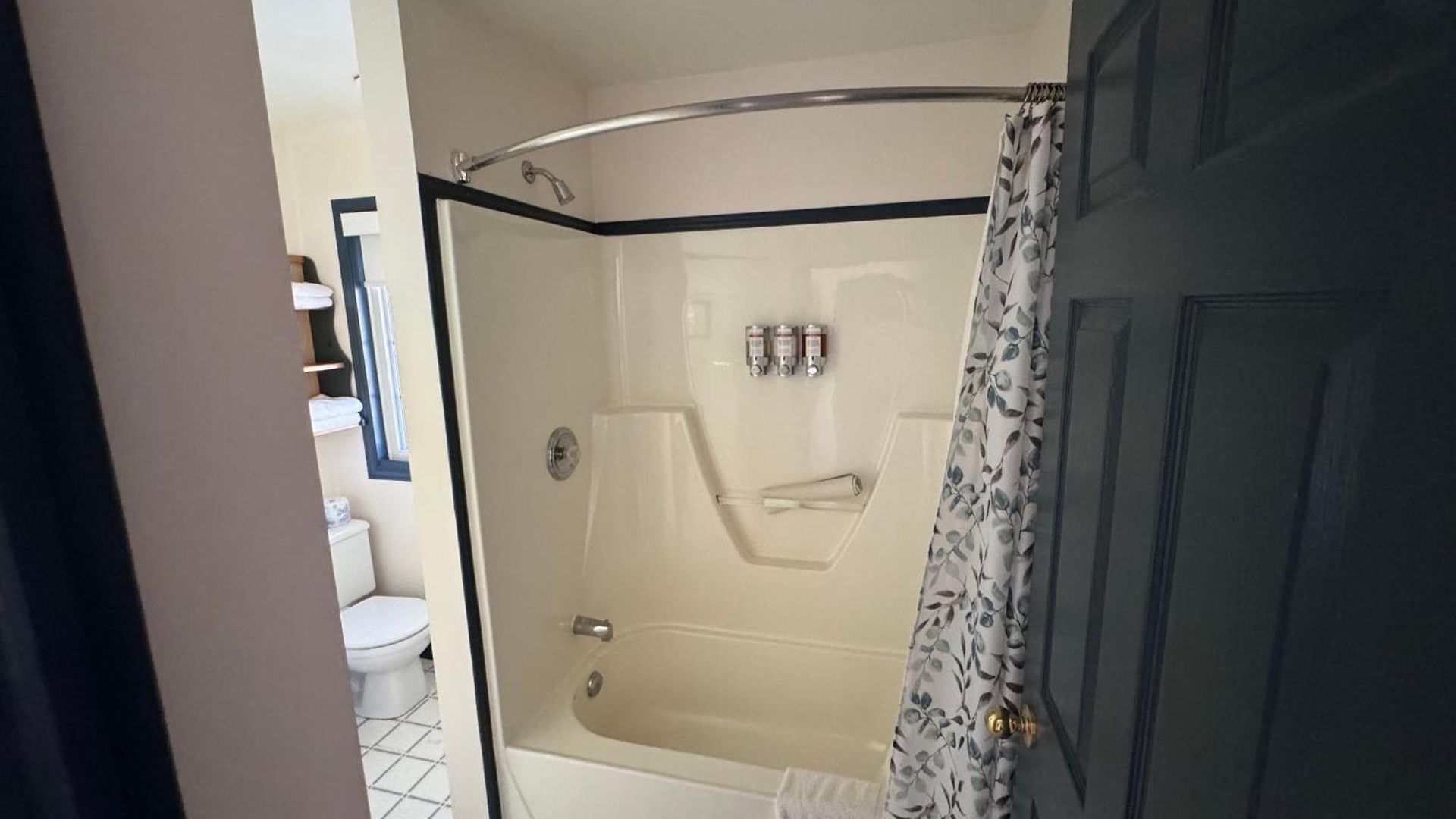Guest house Loyly Ottawa