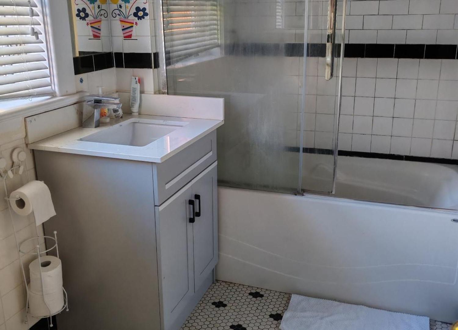 Guest house Center Near Train Station & Parliament
