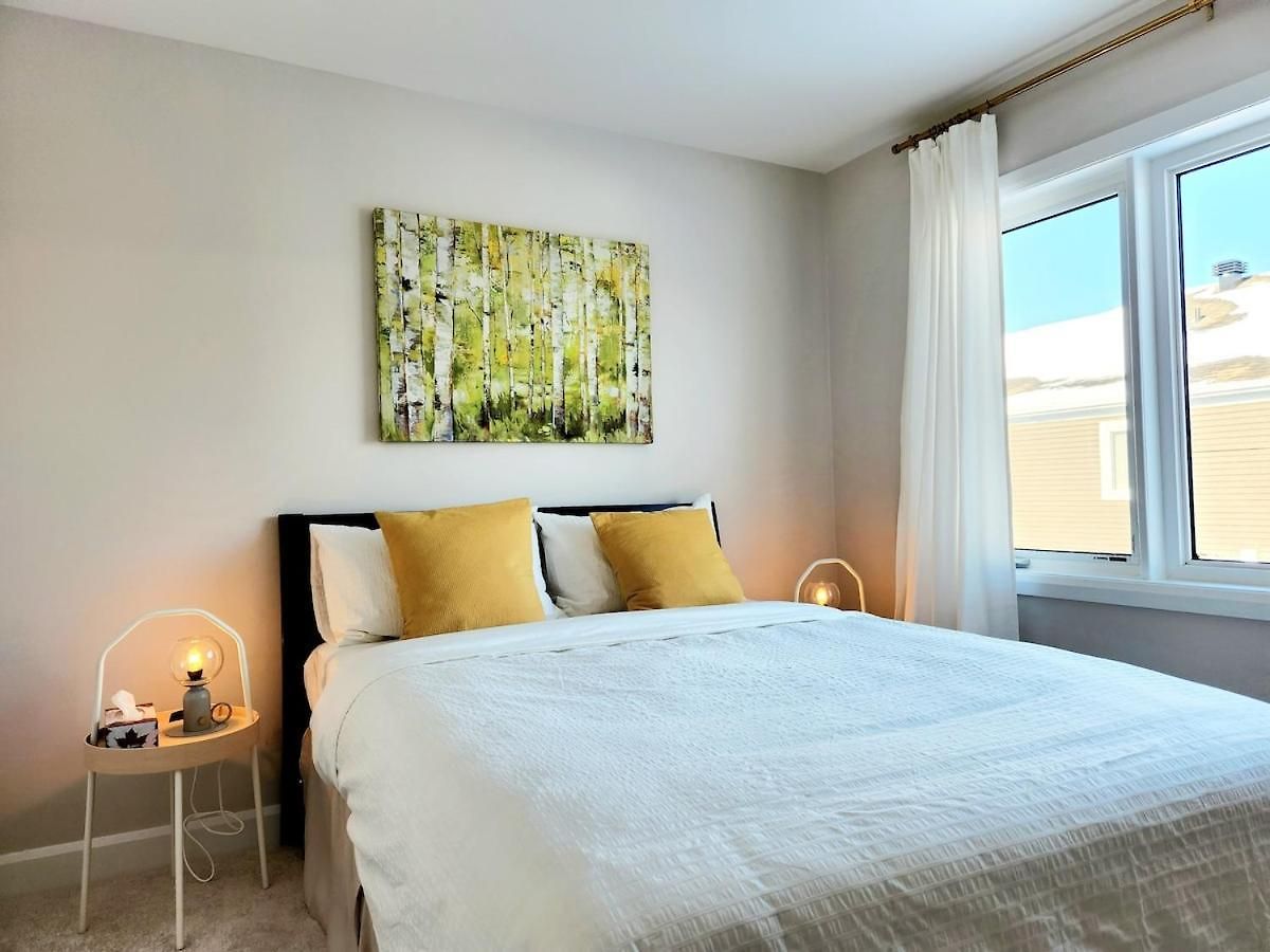 Spacious Family In Barrhaven Villa
