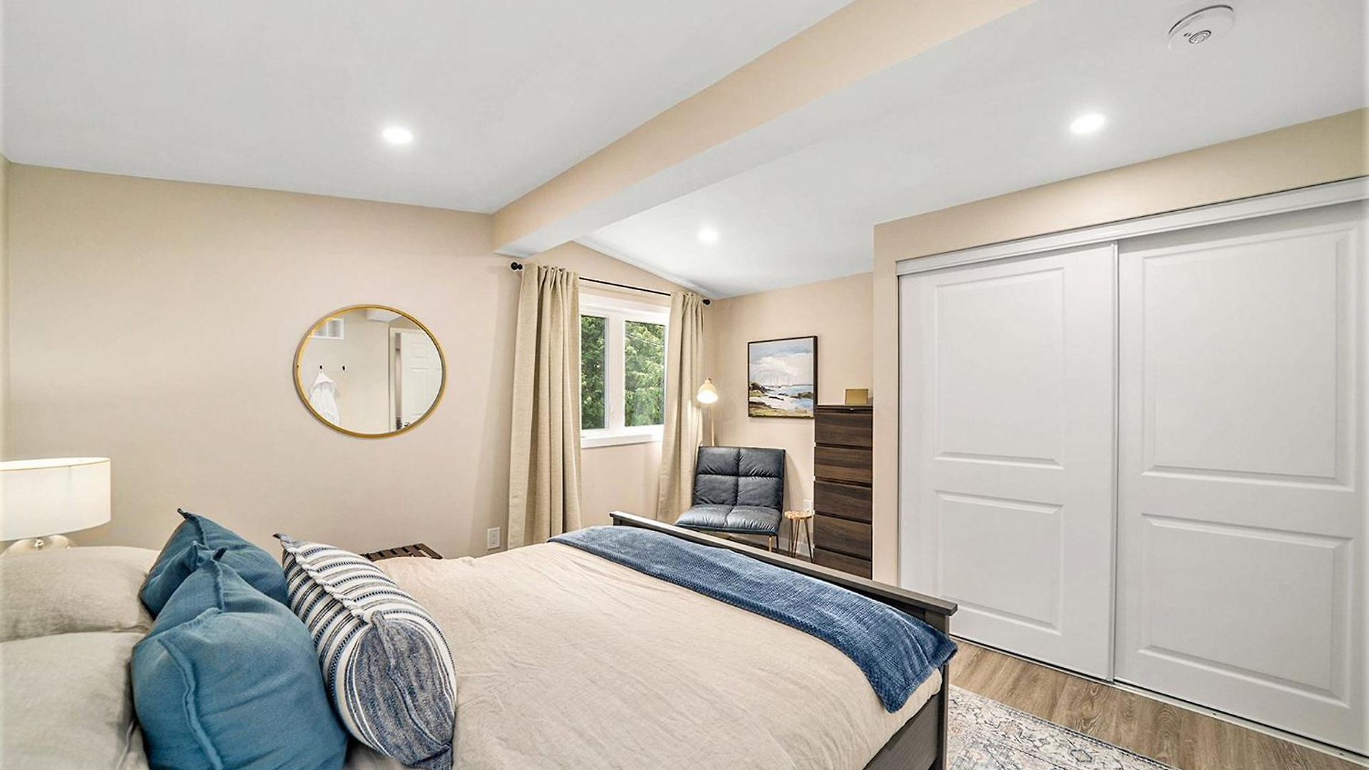 Midterm Furnished In * Ottawa