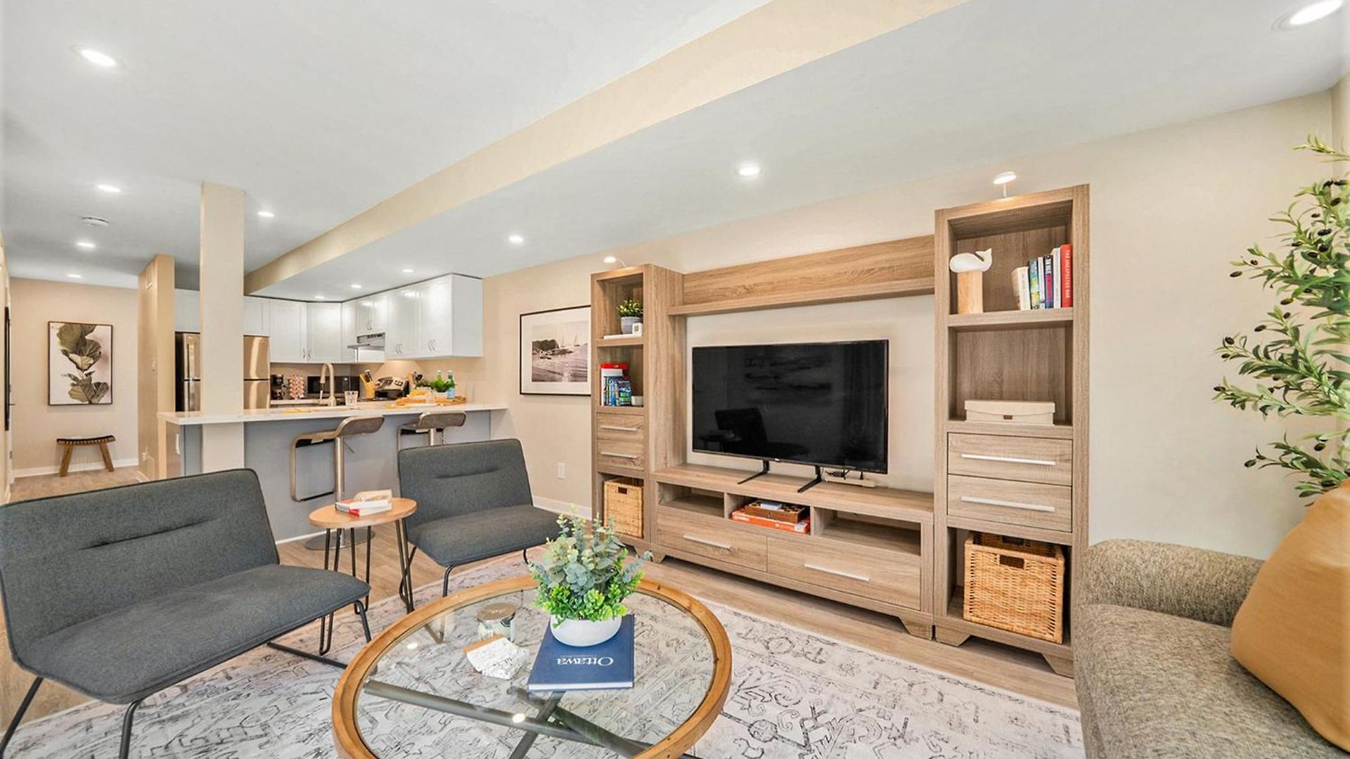 Midterm Furnished In * Ottawa
