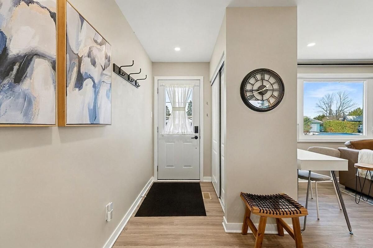 Apartment Furnished 3br *