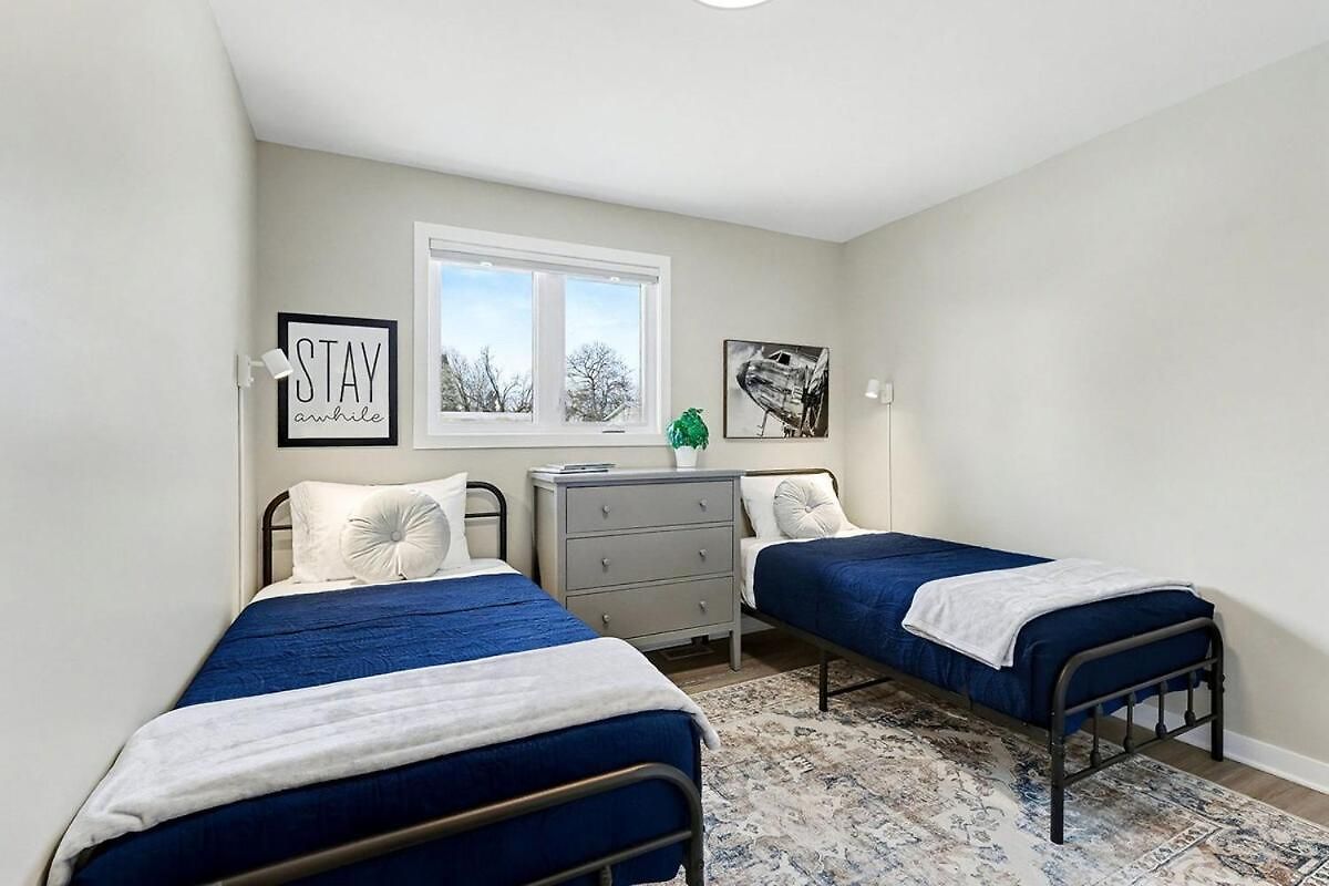 Apartment Furnished 3br *
