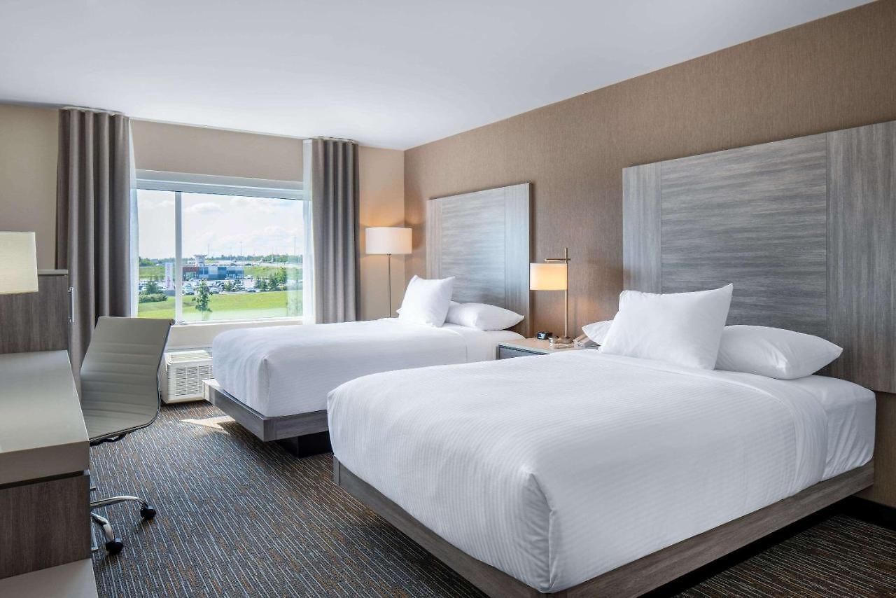 Wingate By Wyndham Kanata West 3*