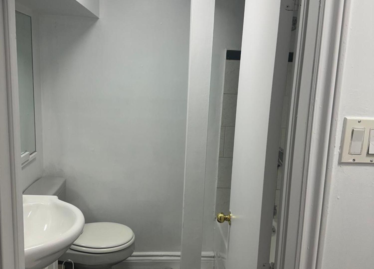 Maple Stay- Private 2 Bedroom Short Term Guest house