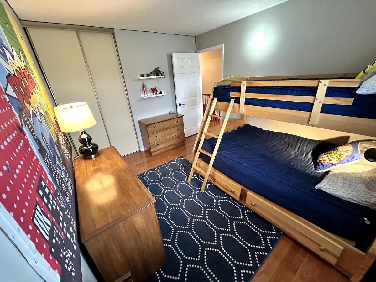 Large 4bd In Orleans With Pool Holiday home
