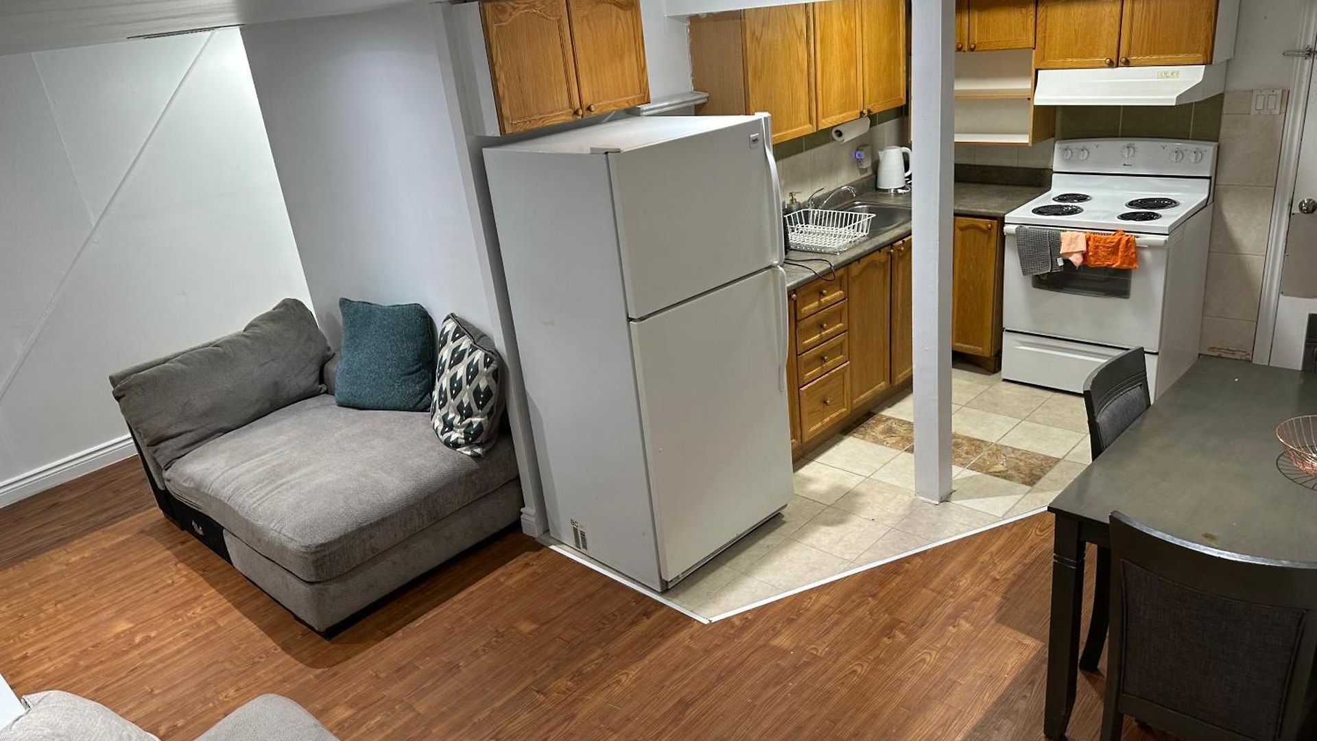 Maple Stay- Private 2 Bedroom Short Term *