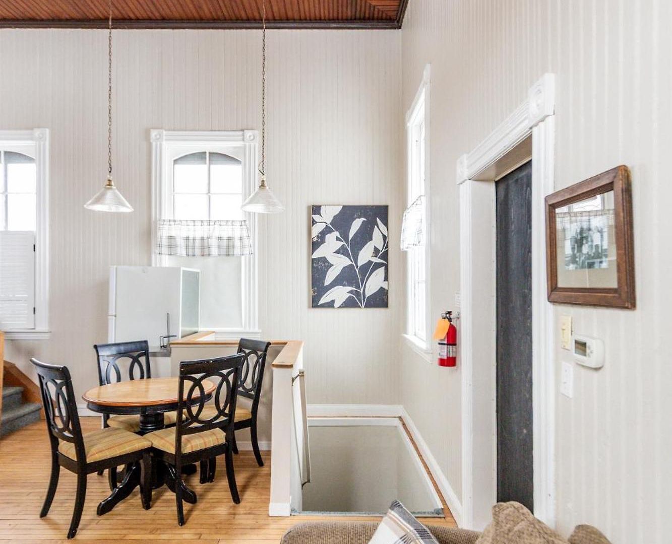 Strathmere Country Retreat * Ottawa