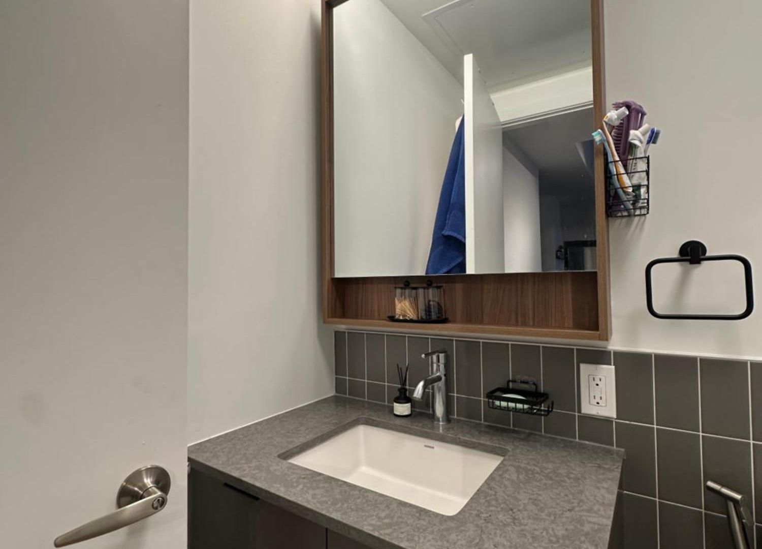 Vanier Luxury