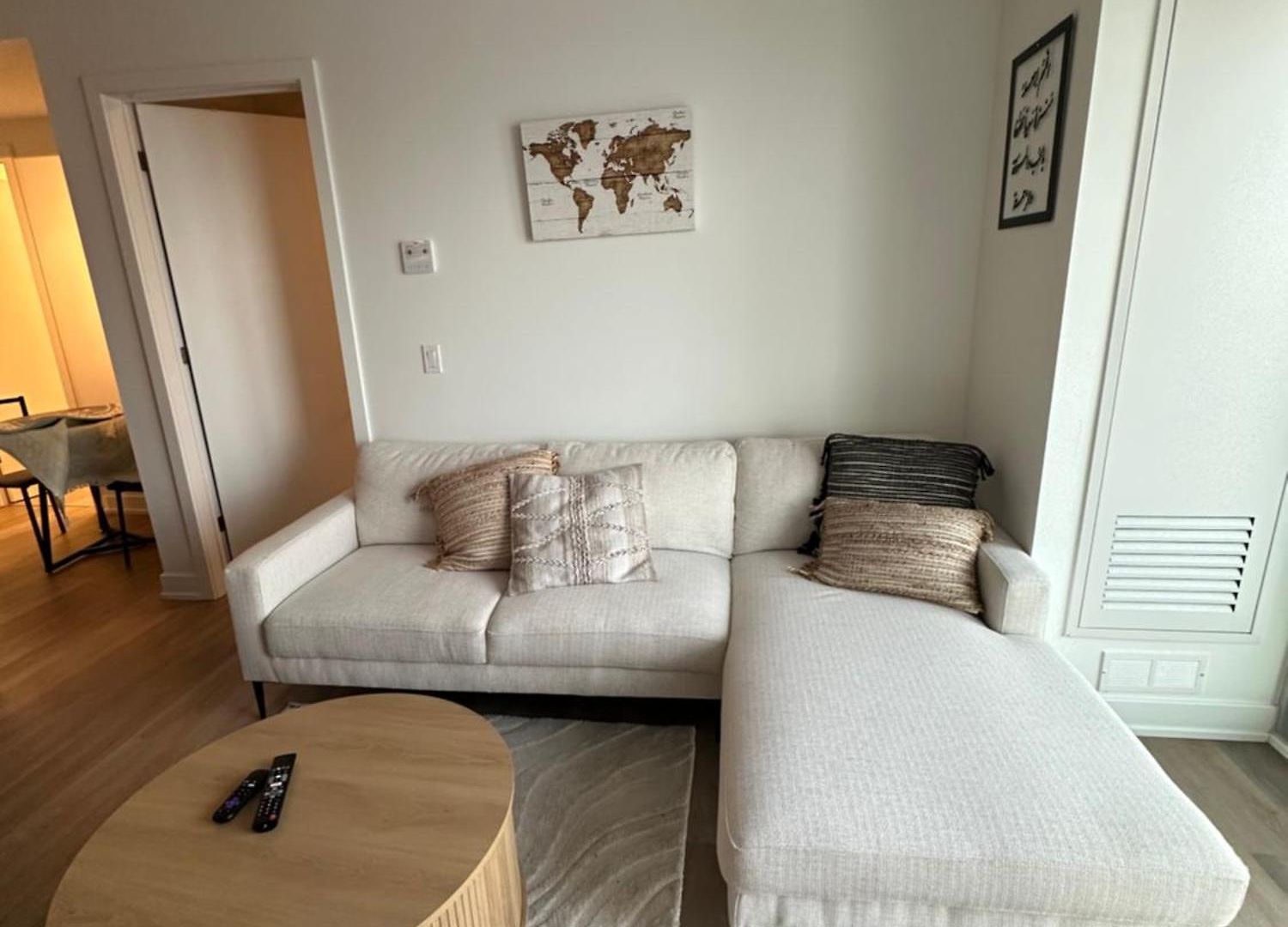 Vanier Luxury Apartment *