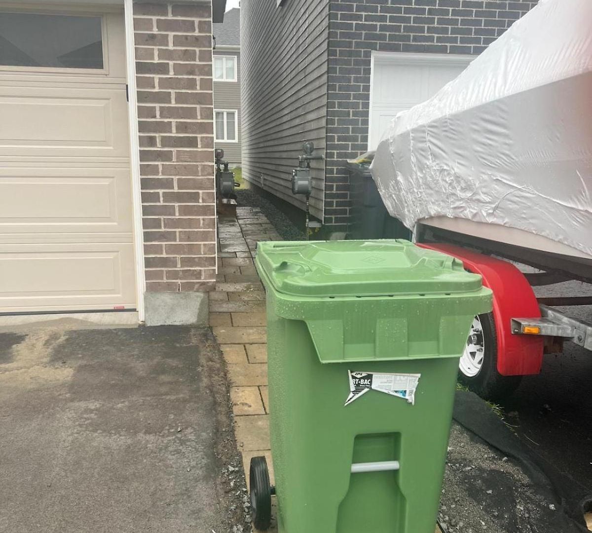 Basement With 2 Apartment Ottawa