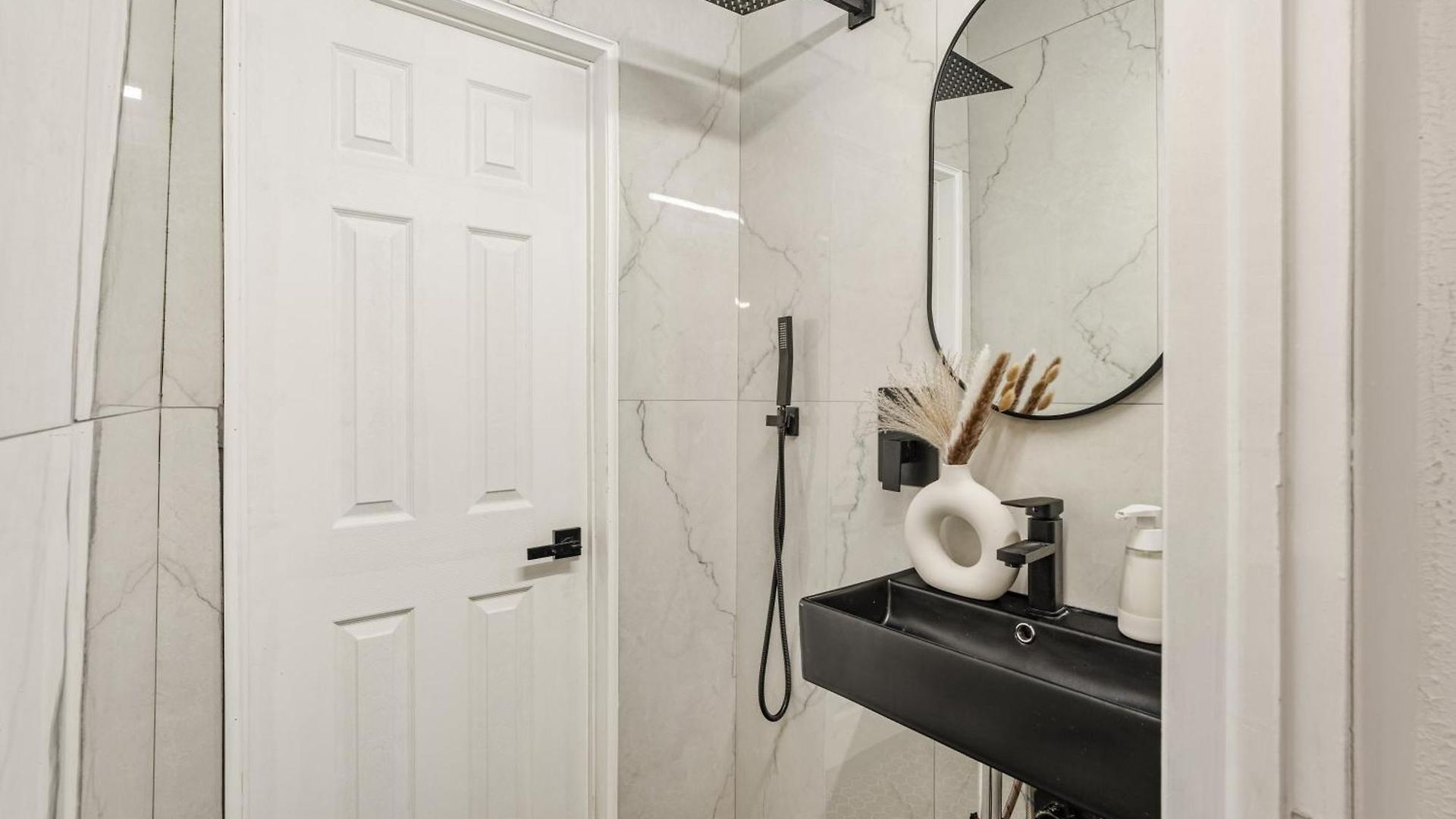 Parlour 4* Ottawa