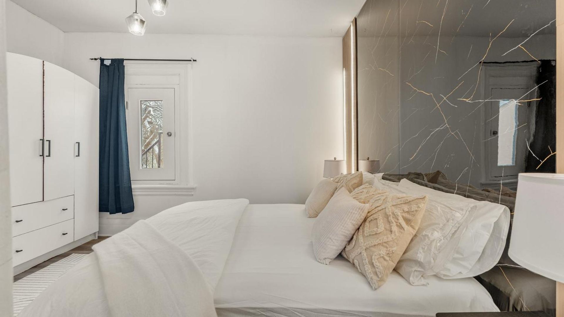 Hotel Parlour 4*