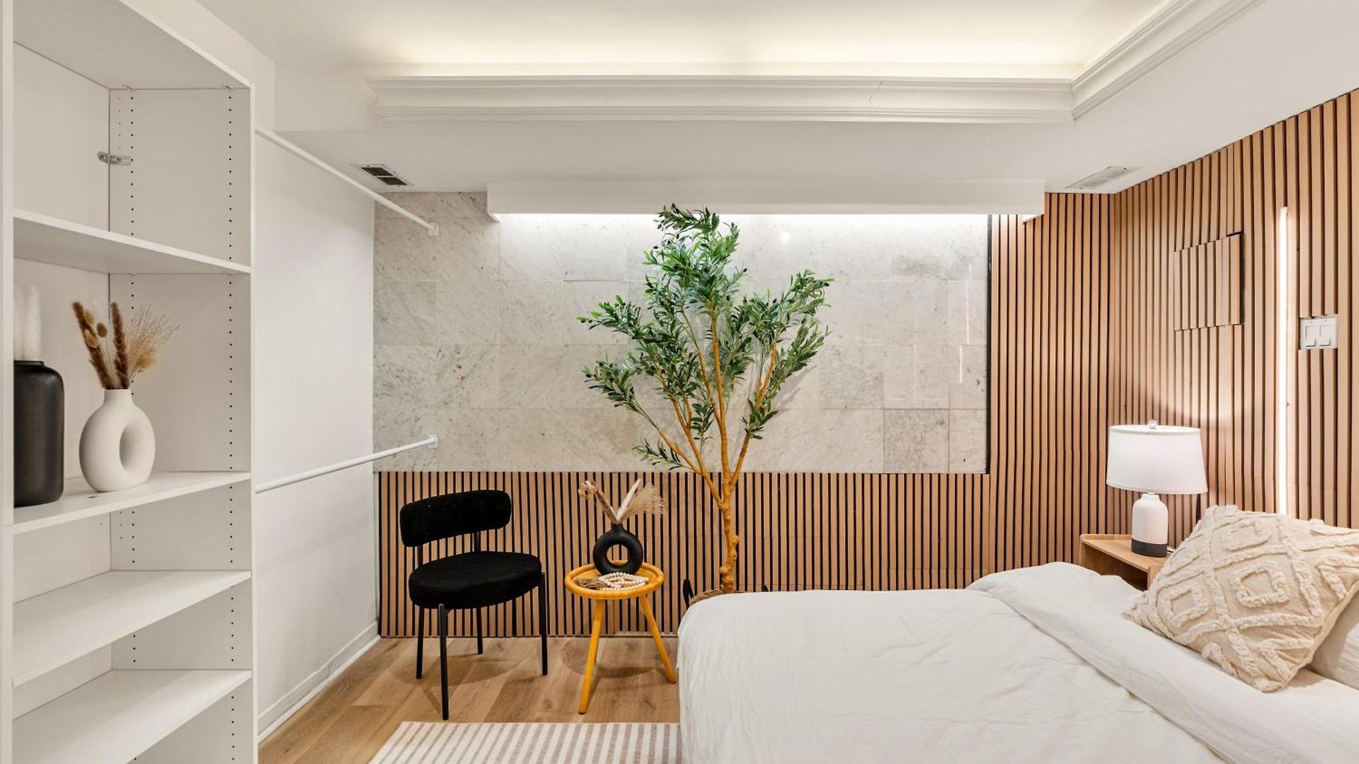 Hotel Parlour 4*