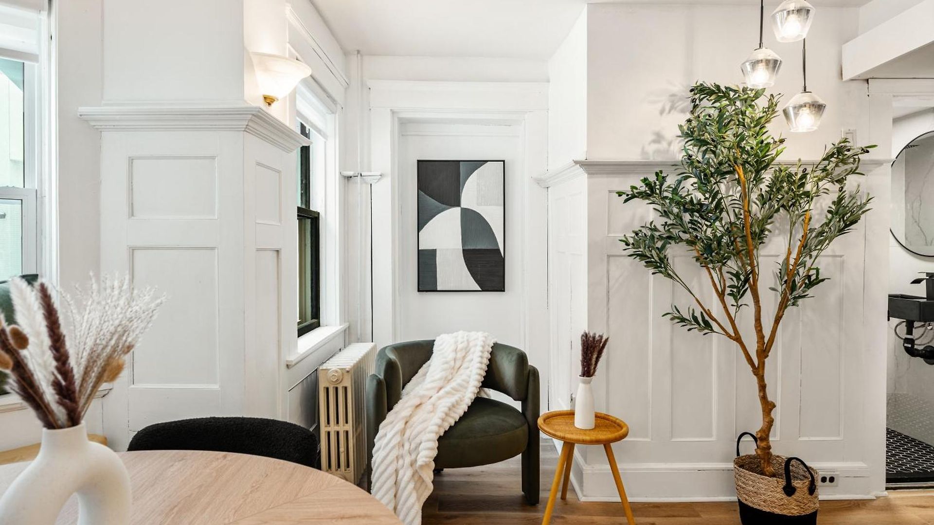 Parlour Hotel 4*