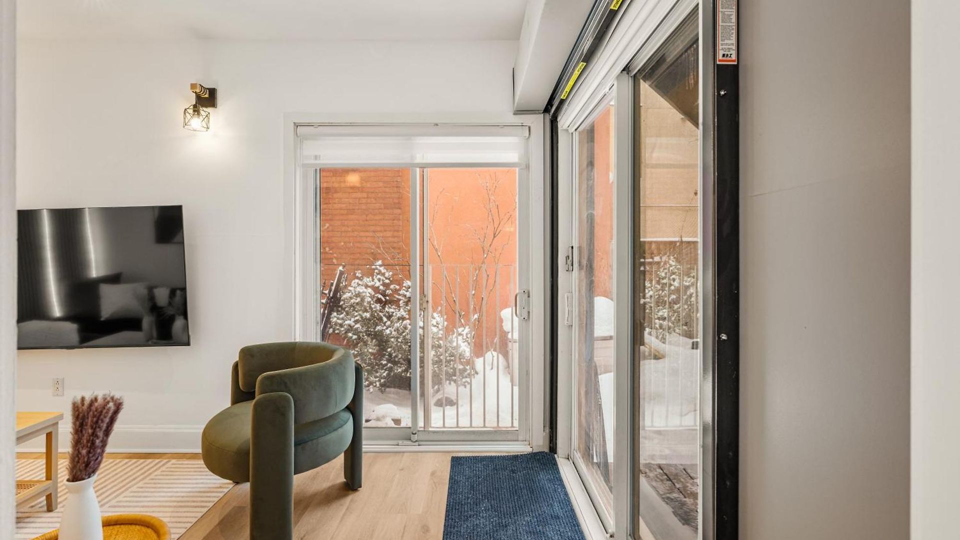 Parlour Hotel Ottawa