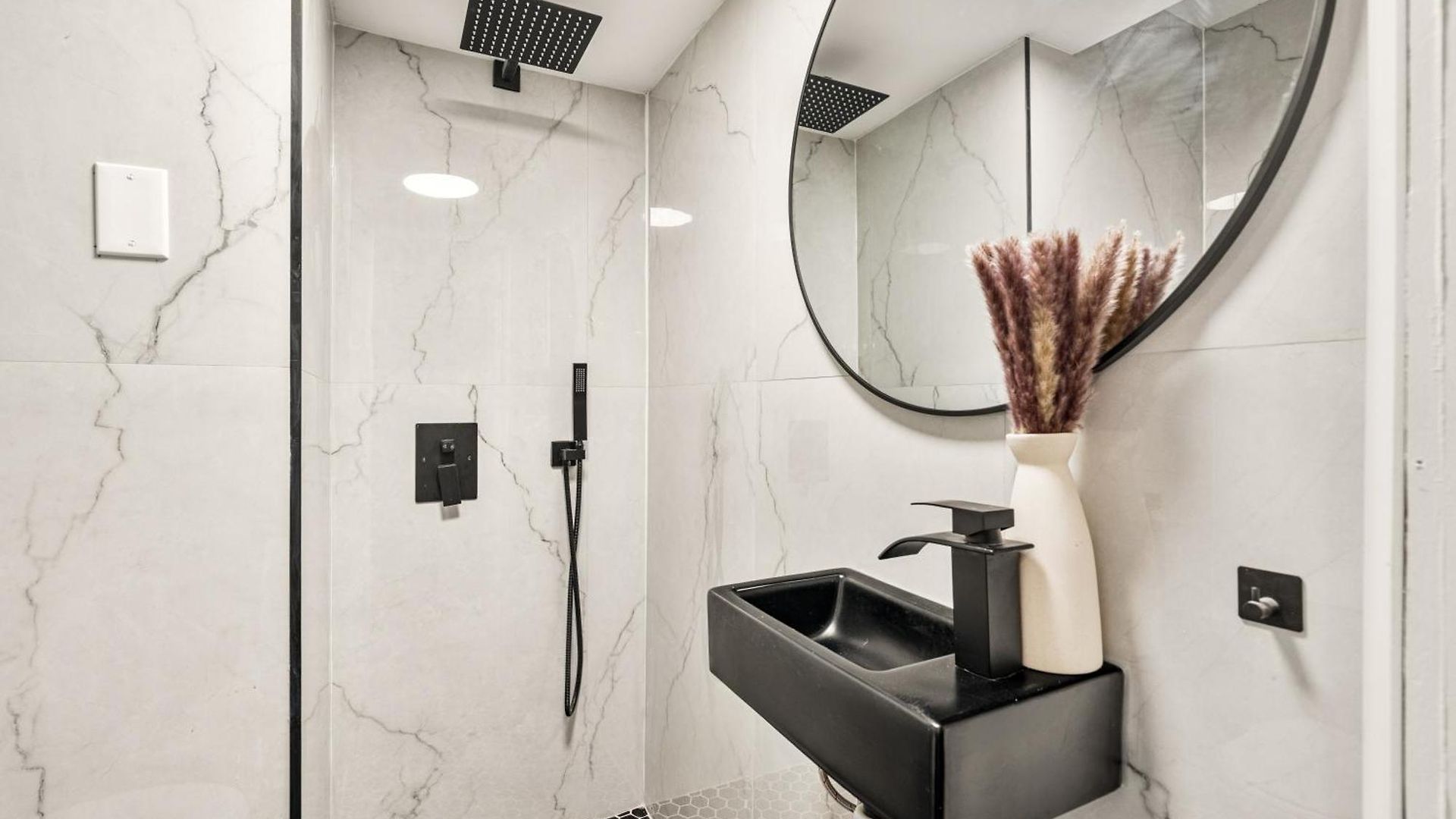 Parlour 4*