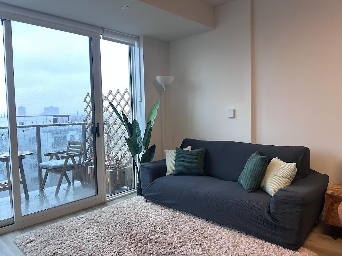 Modern In The Heart Of Westboro Apartment Ottawa