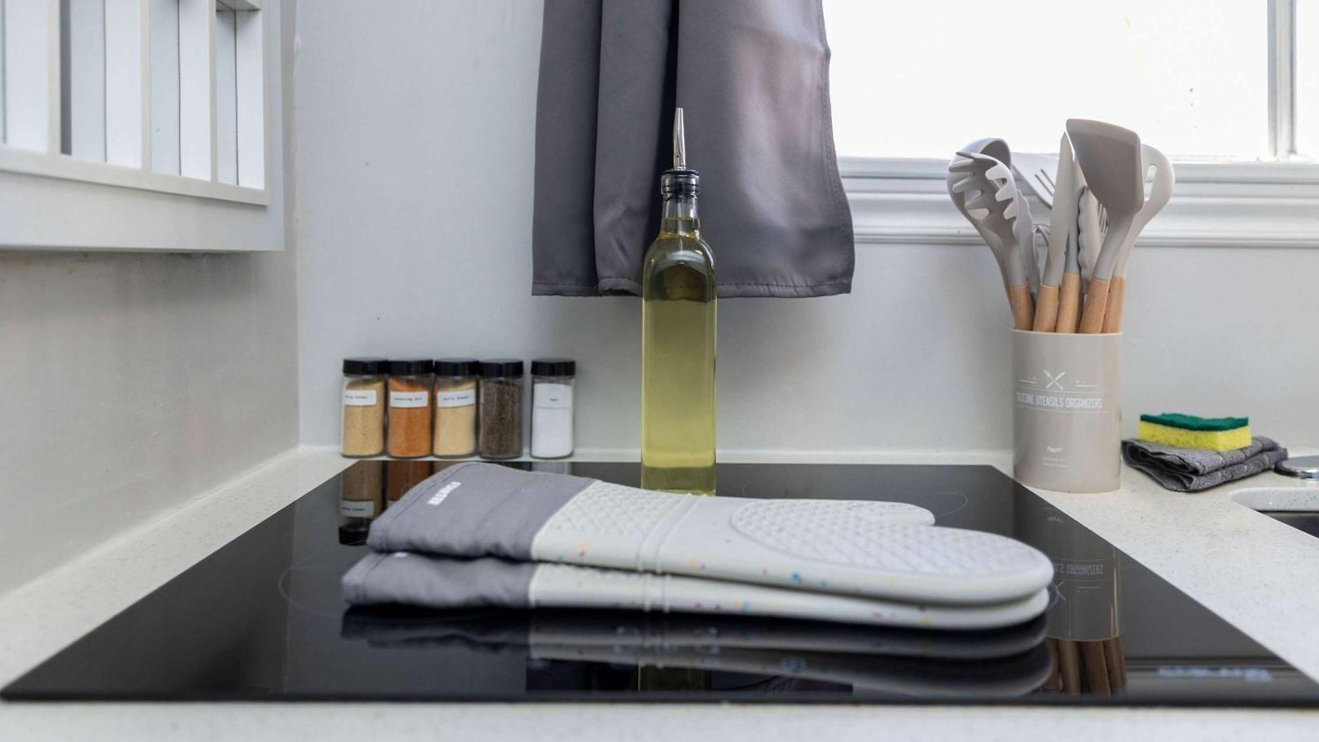 Modern By Byward Market & Rideau Centre Apartment Ottawa