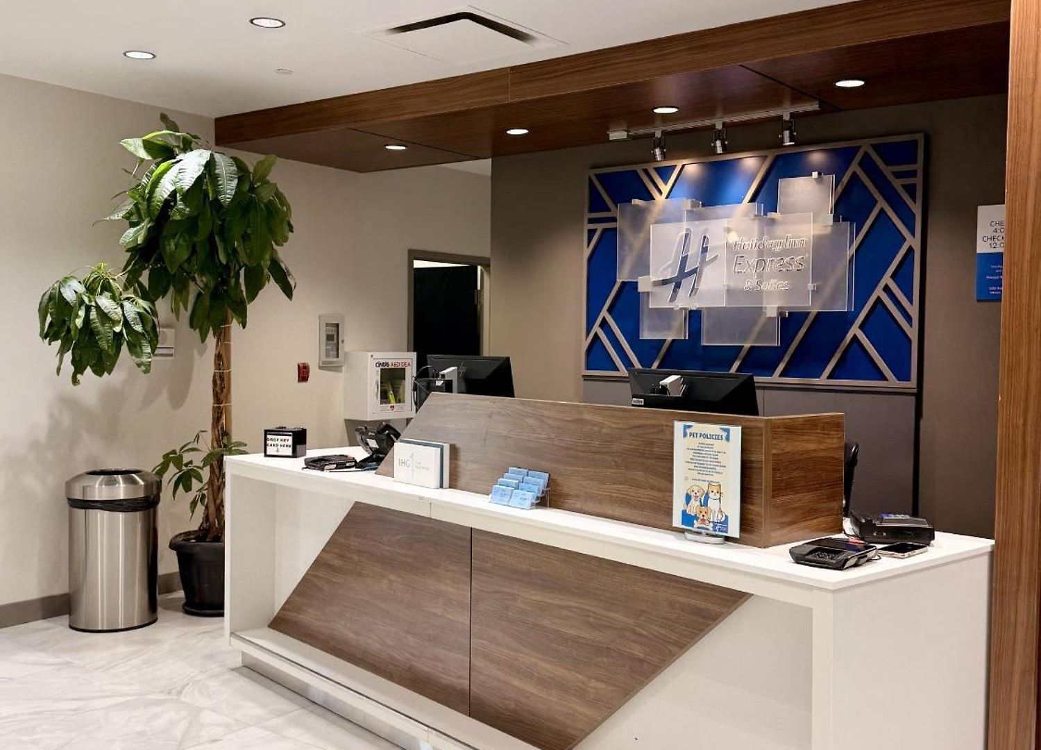 Express & West - Nepean By Ihg 2* Ottawa