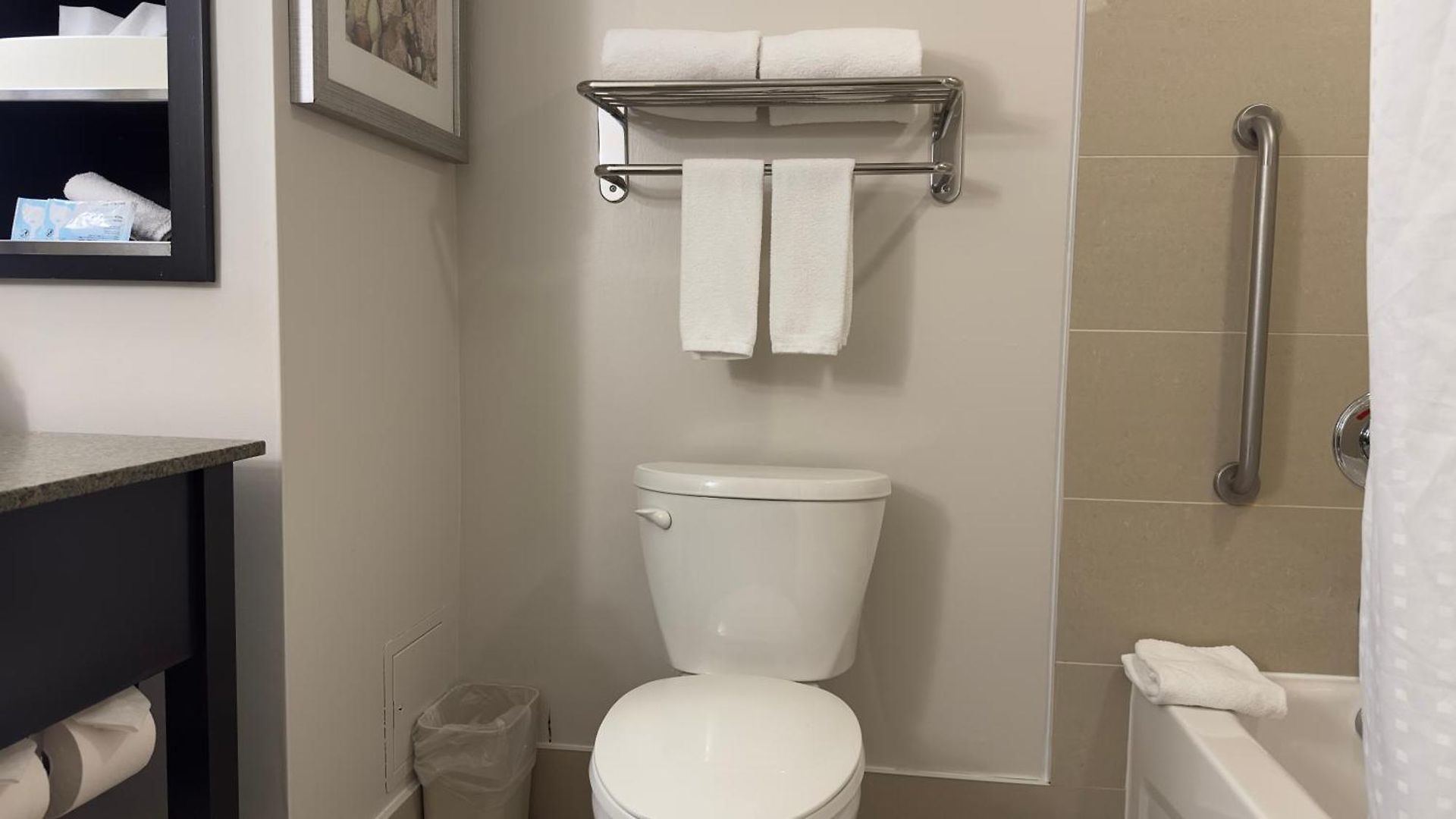 Express & West - Nepean By Ihg 2* Ottawa