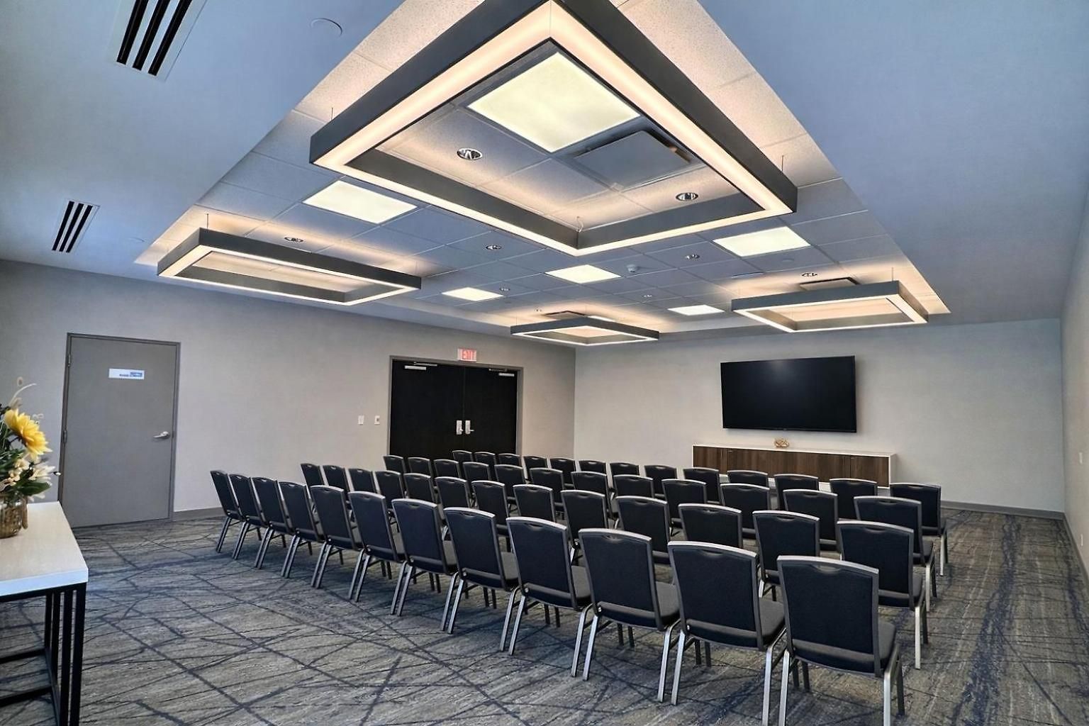 Express & West - Nepean By Ihg Ottawa