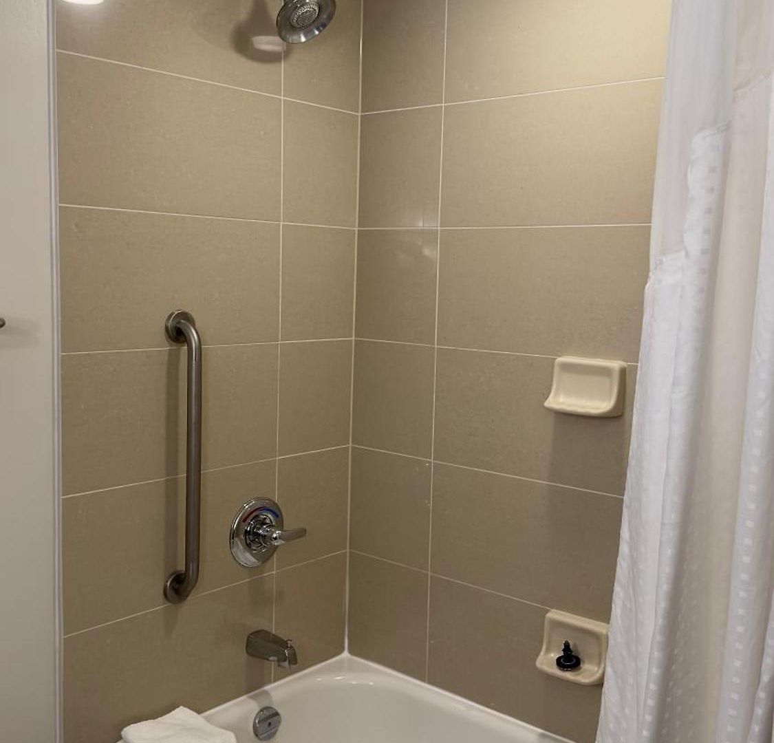 Express & West - Nepean By Ihg 2* Ottawa