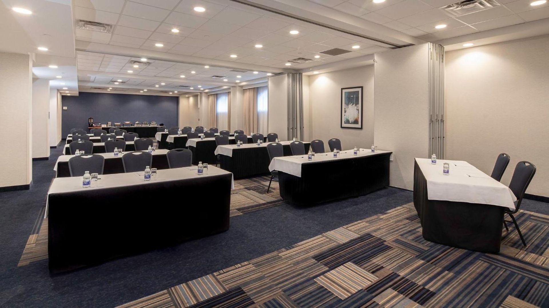 Hotel East By Ihg 4*