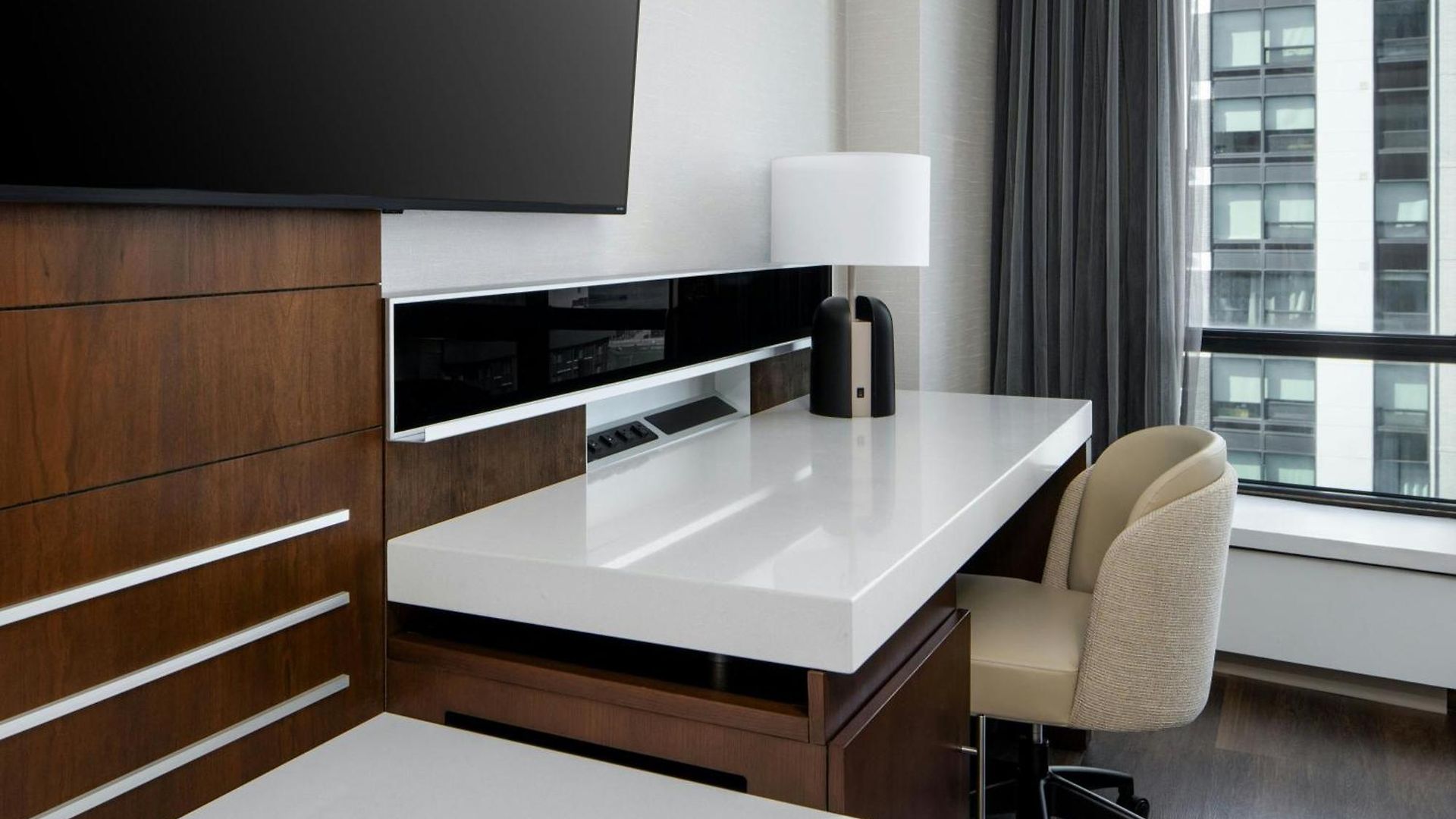 Delta By Marriott Centre 4*
