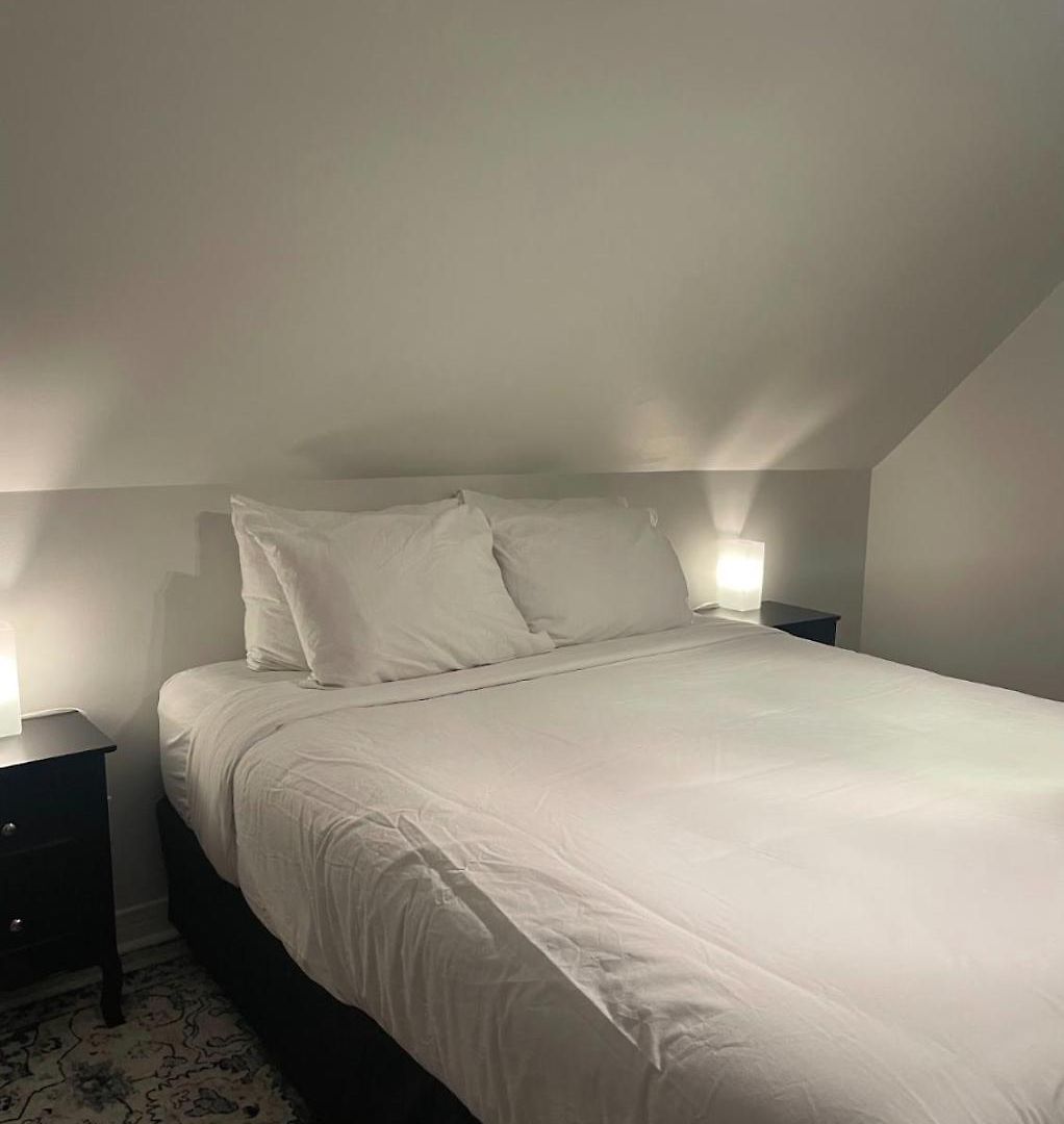 Guest house The Ambassador Ottawa