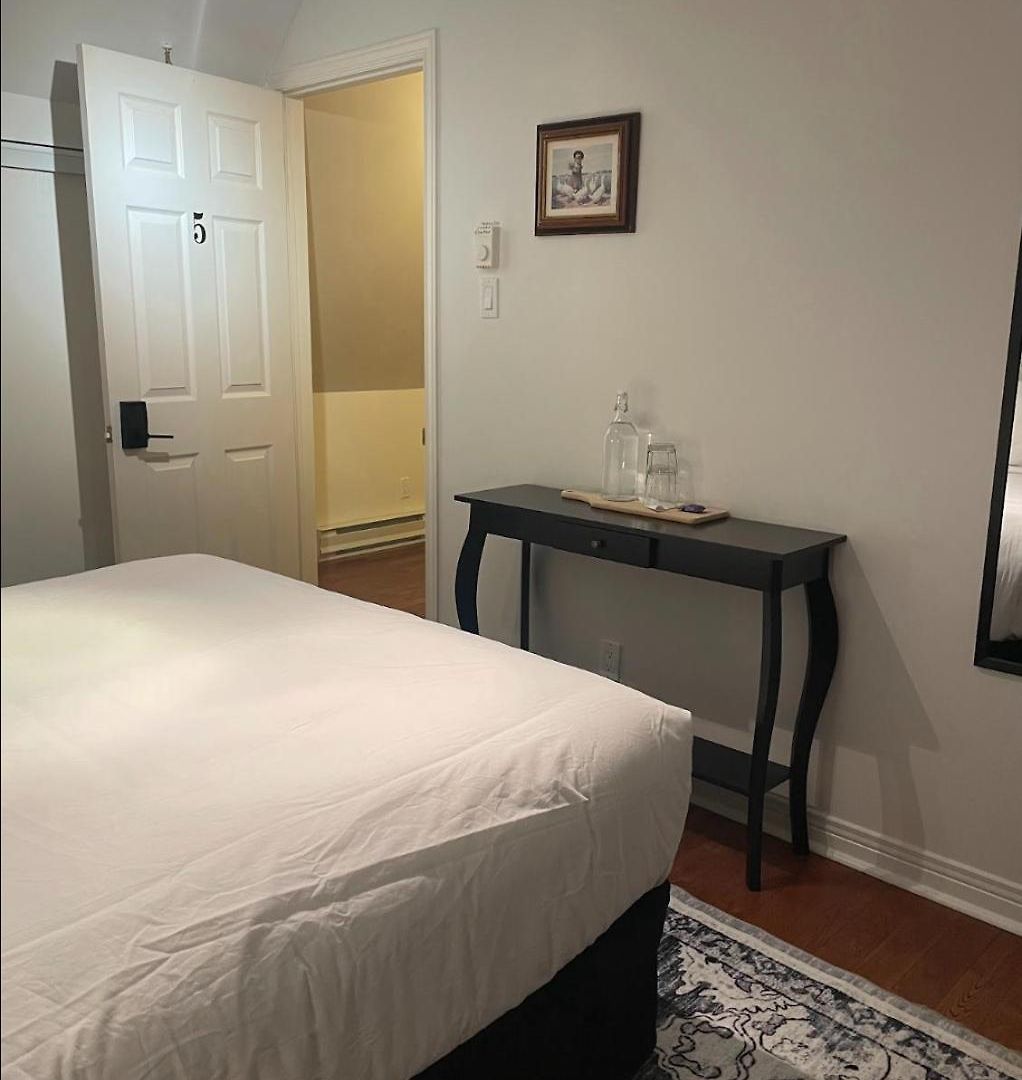 The Ambassador Guest house 3*