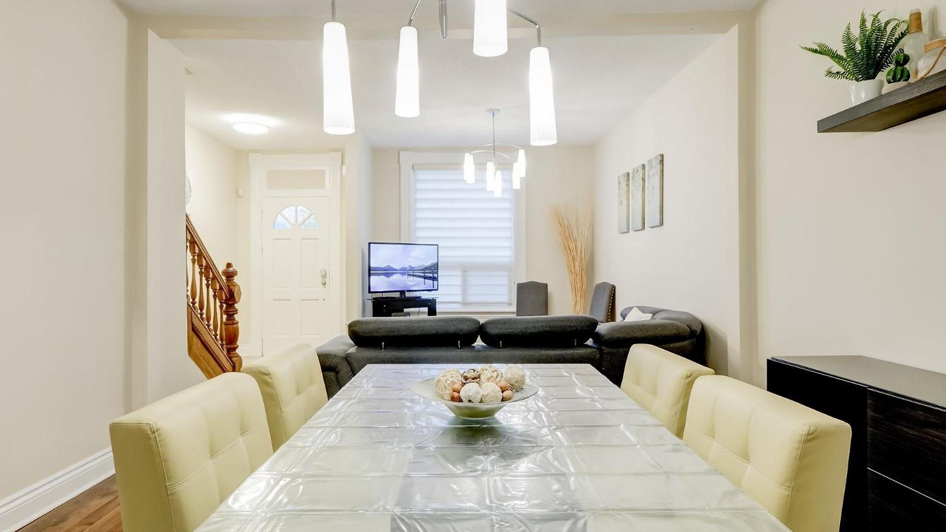 Jstlikehome - Ottawa