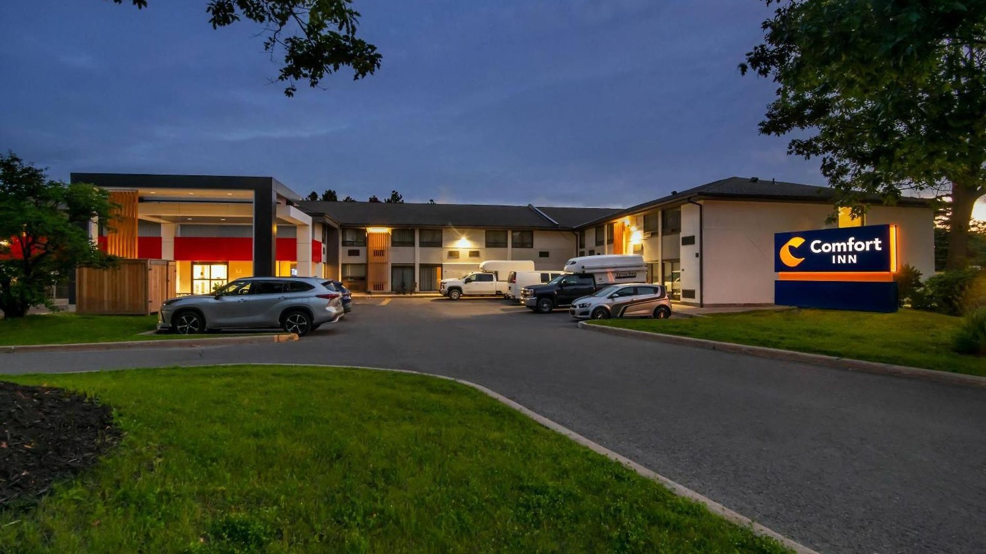 Inn Comfort Kanata West