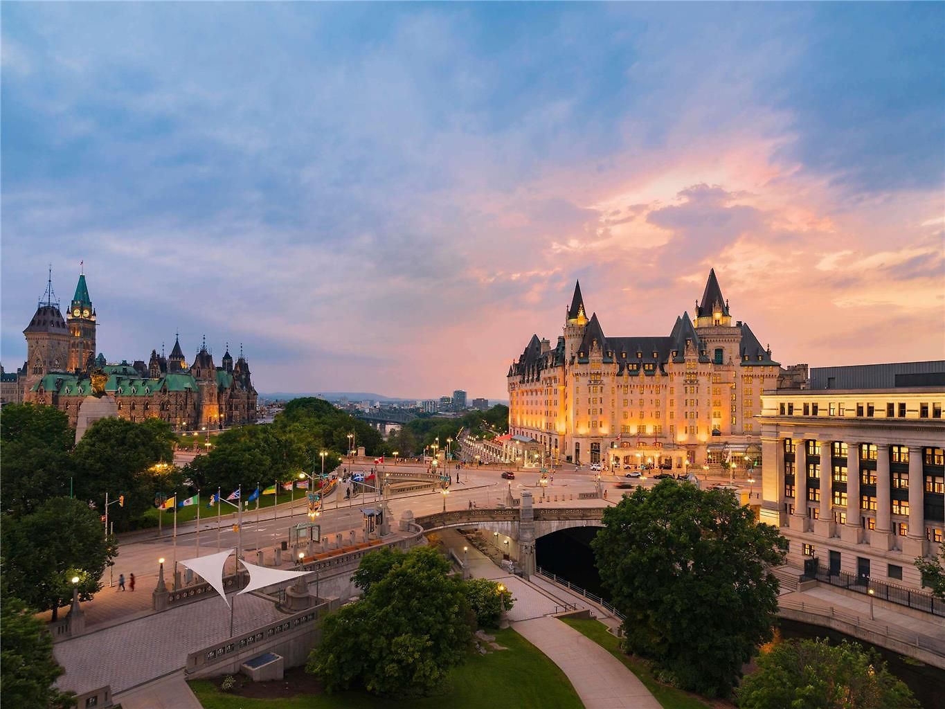 Fairmont Chateau Laurier Hotel Ottawa
