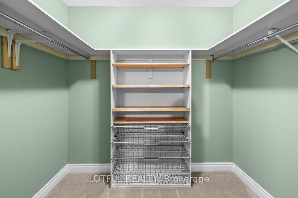 Bahari Breeze Ottawa