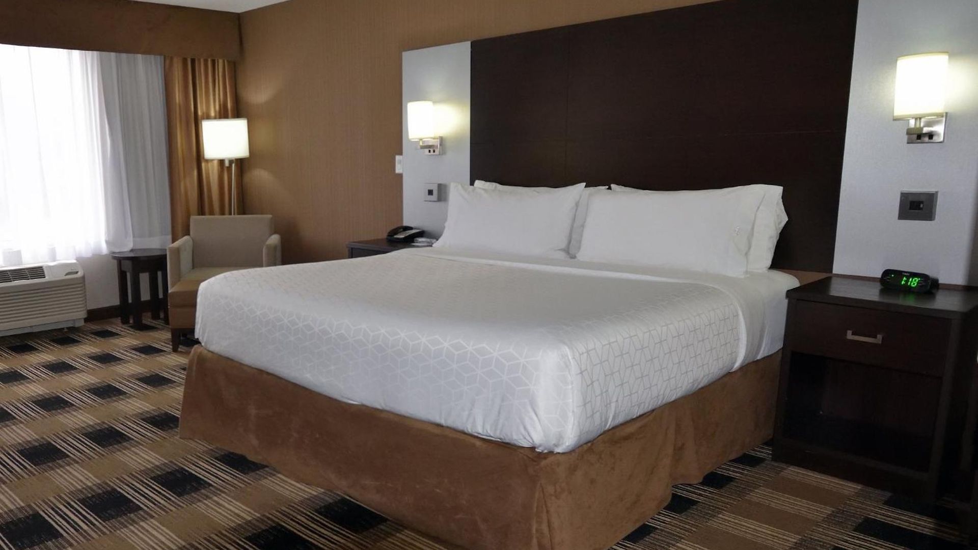 Express & East-orleans By Ihg