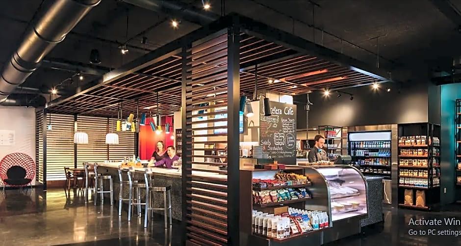 Hotel Alt Downtown 3*