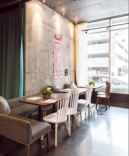 Alt Downtown Hotel Ottawa