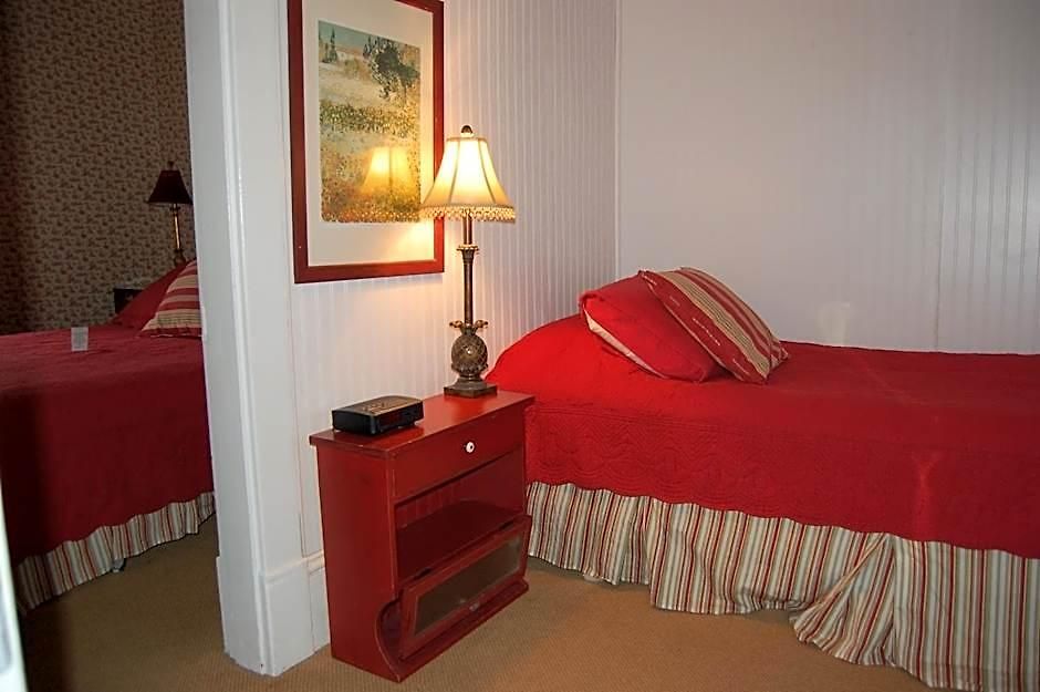 Mcgee's Bed & Breakfast 3*